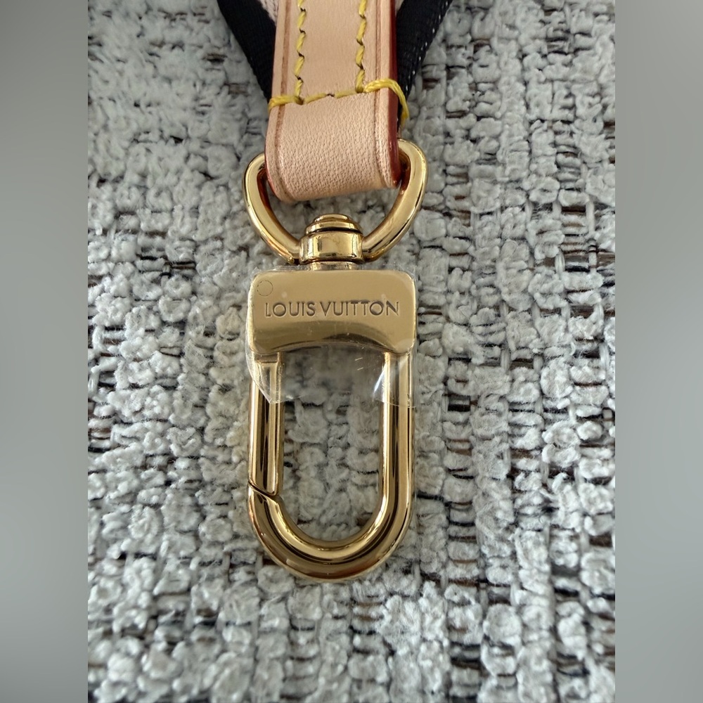 LV Bandouliere Strap - Picture 4 of 5